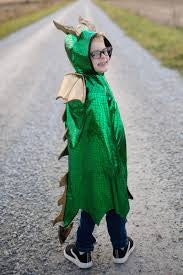 Great pretenders- Reversible Dragon and  Knight Cape size 5-6